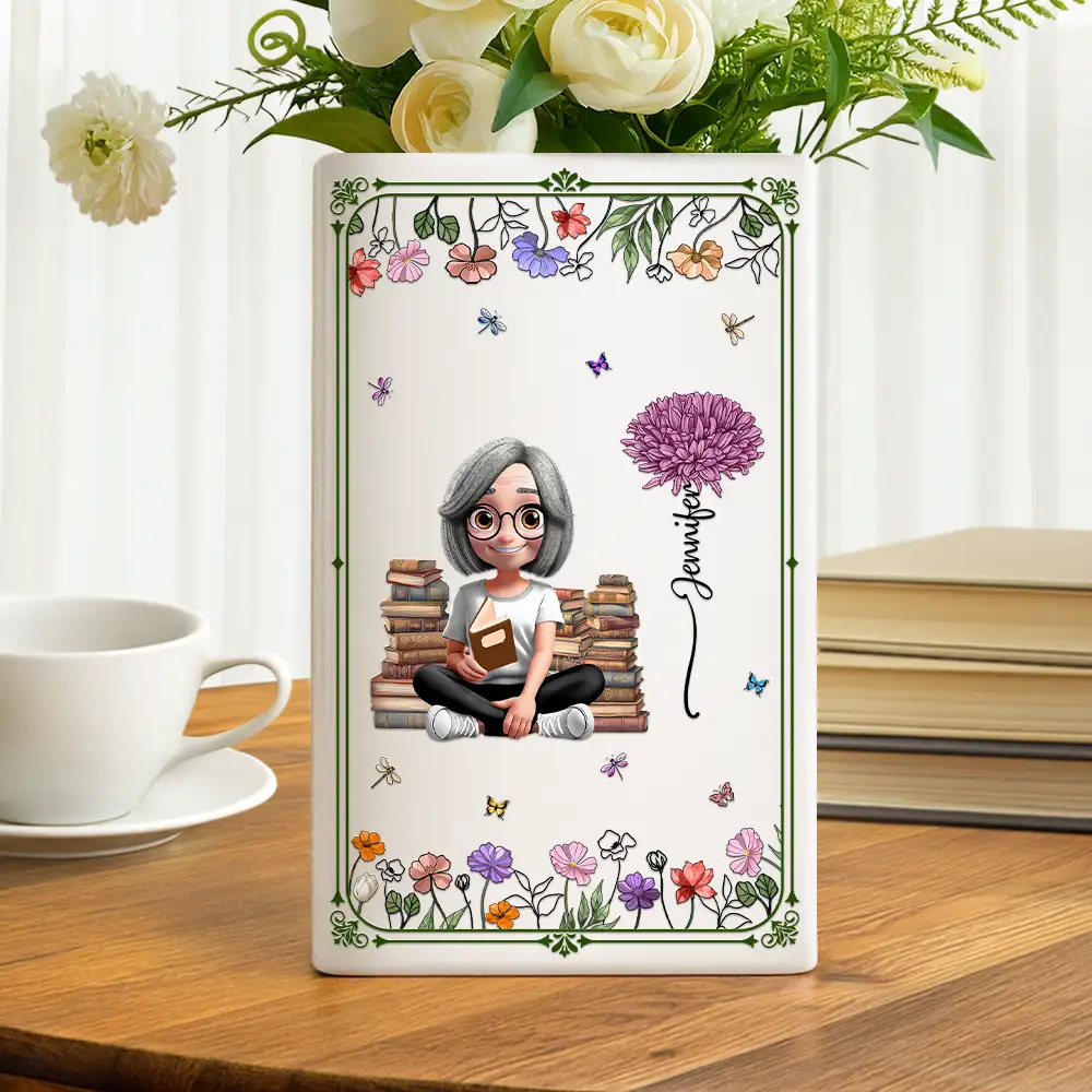 3D Effect Book Lovers Sitting With Birth Flowers - Personalized Ceramic Book Vase - Image 2