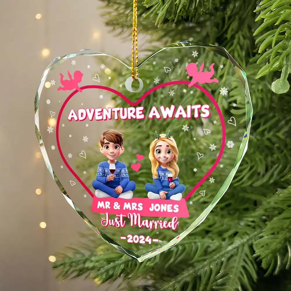 Adventure Awaits Mr And Mrs Family Name - Personalized Heart Shaped Glass Ornament - Image 2