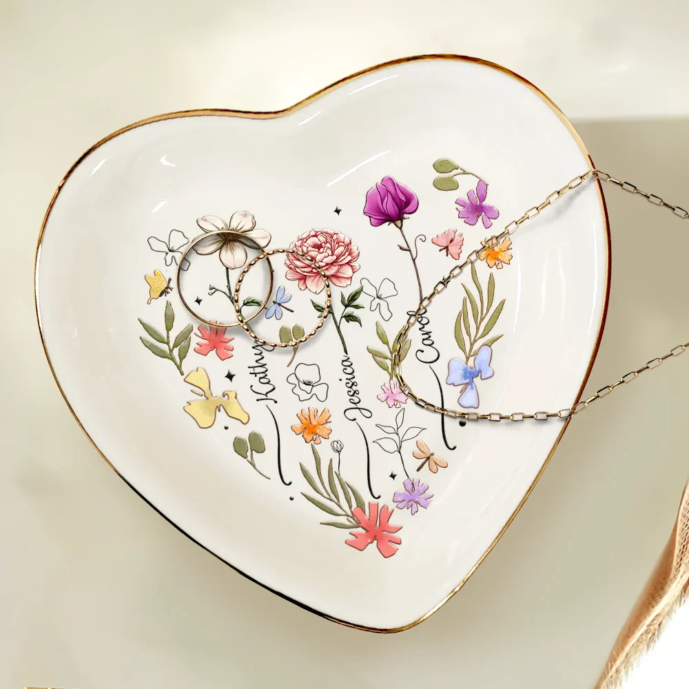 Birth Flowers In Bloom For Besties, Sisters, Mother, Grandma - Personalized Heart Ring Dish - Image 4
