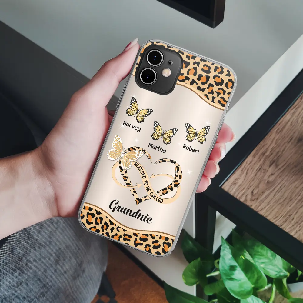 Blessed To Be Called Grandma Mom - Personalized Clear Phone Case - Image 4