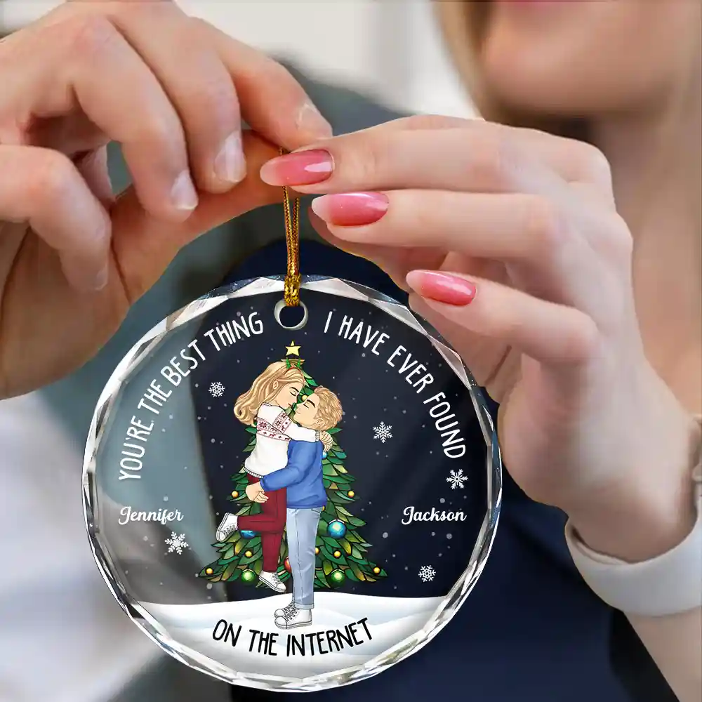 Christmas Couple Kissing Best Thing On The Internet - Personalized Circle Glass Ornament - Image 4
