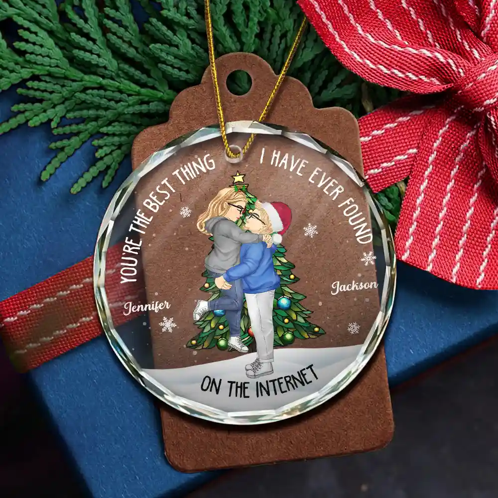 Christmas Couple Kissing Best Thing On The Internet - Personalized Circle Glass Ornament - Image 5