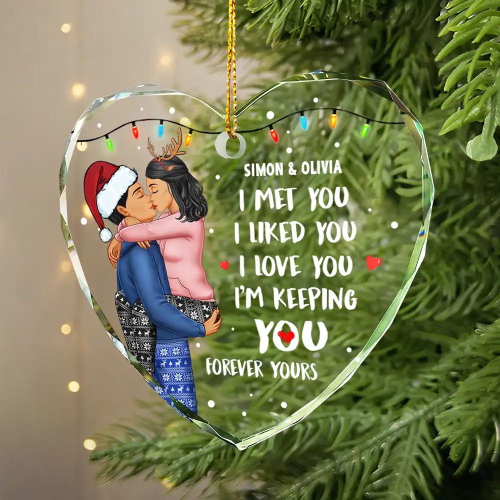 Christmas Couple Kissing Forever Yours - Personalized Heart Shaped Glass Ornament - Image 2