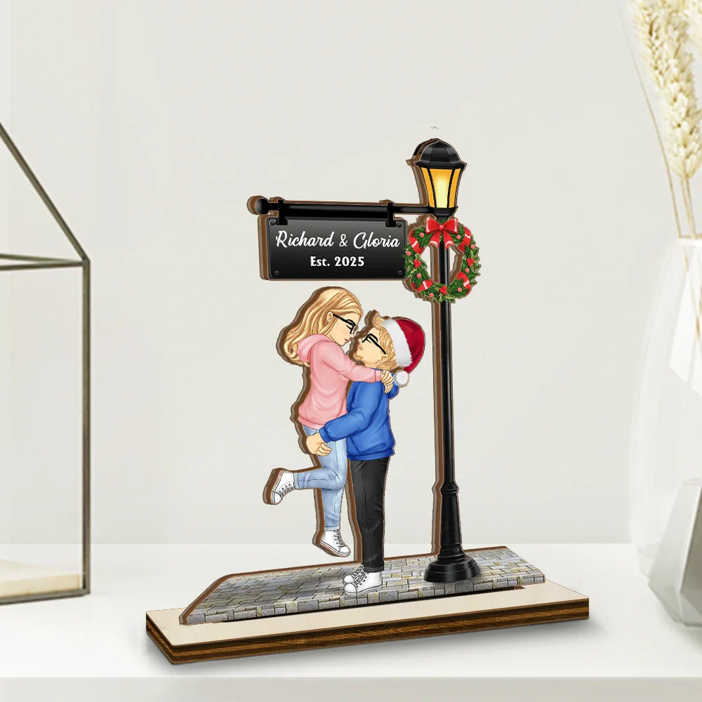 Christmas Couple Kissing Under Lamp - Personalized Custom Shaped 2-Layered Wooden Plaque - Image 2