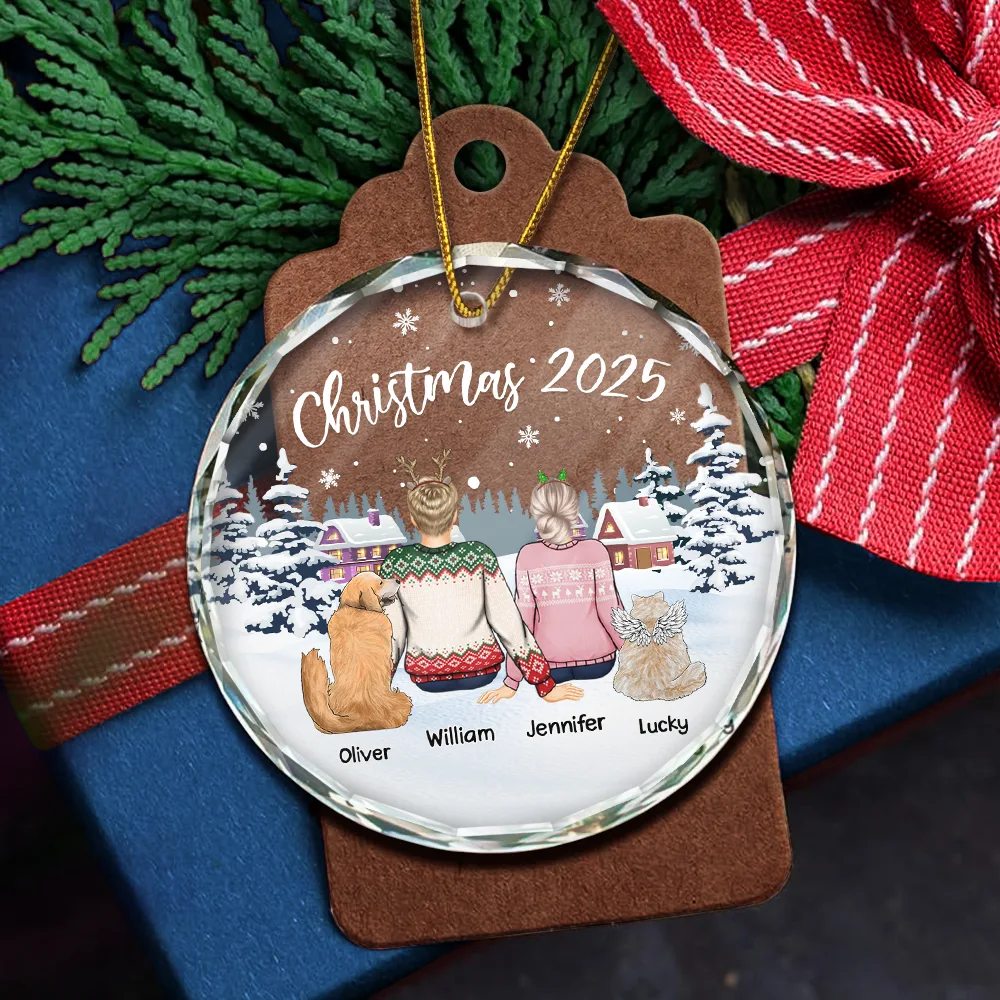 Couple & Pets Christmas - Personalized Circle Glass Ornament - Image 5
