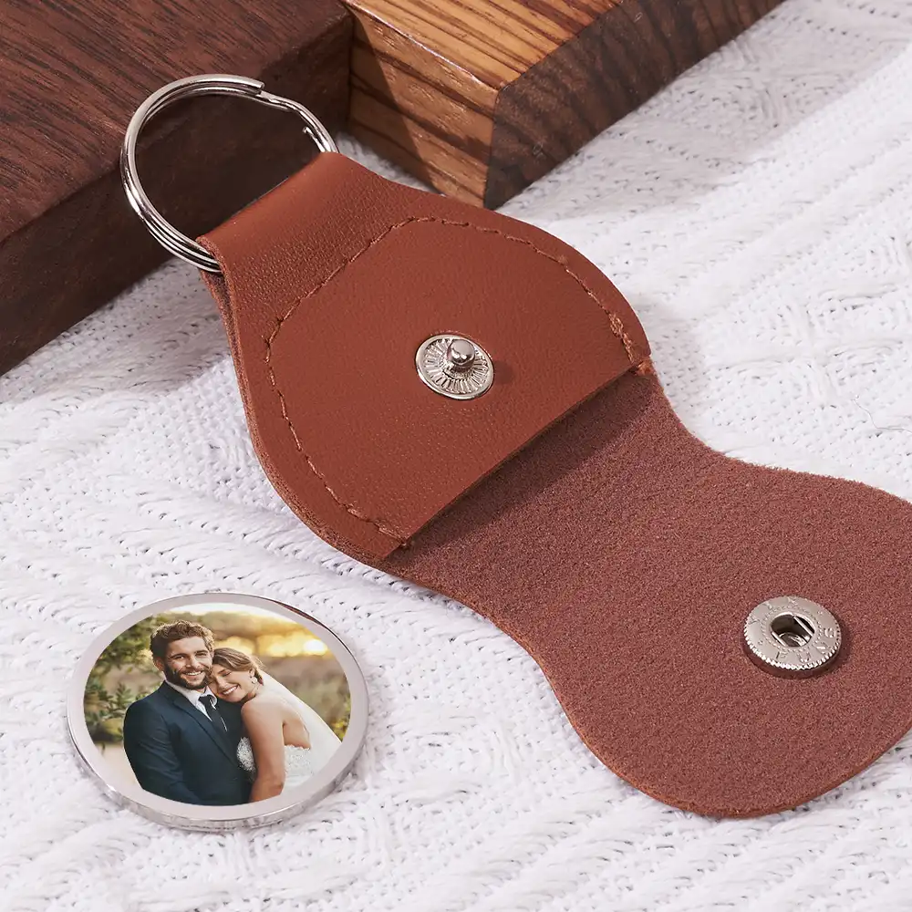 Custom Photo Couple Thanks For Being My Husband - Personalized Leather Pocket Hug - Image 2