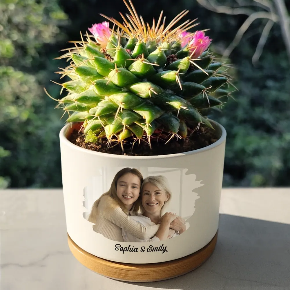 Custom Photo Mom Daughter The Only Thing Better Than Being Your Mother - Personalized Ceramic Plant Pot - Image 4
