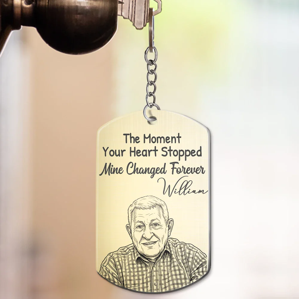 Custom Photo Pencil Sketch Calendar Memorial The Moment Your Heart Stopped - Personalized Aluminum Keychain - Image 4