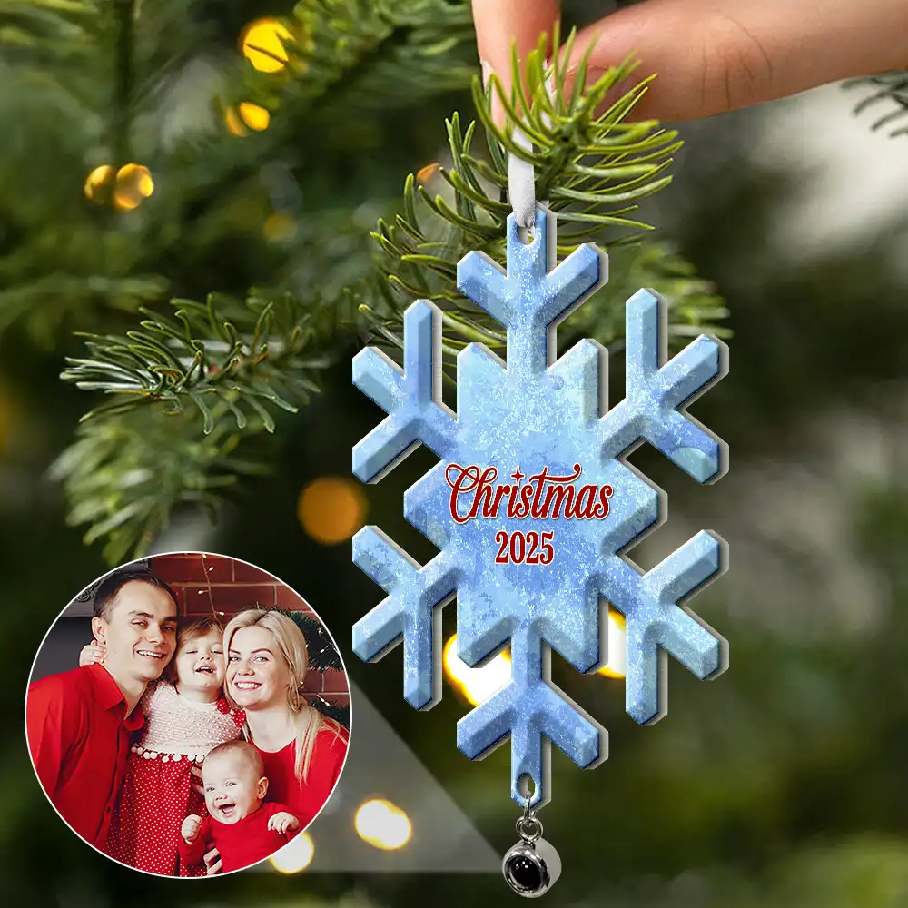 Custom Photo The Love Between Family Is Forever - Personalized Custom Shaped Photo Projection Ornament - Image 2