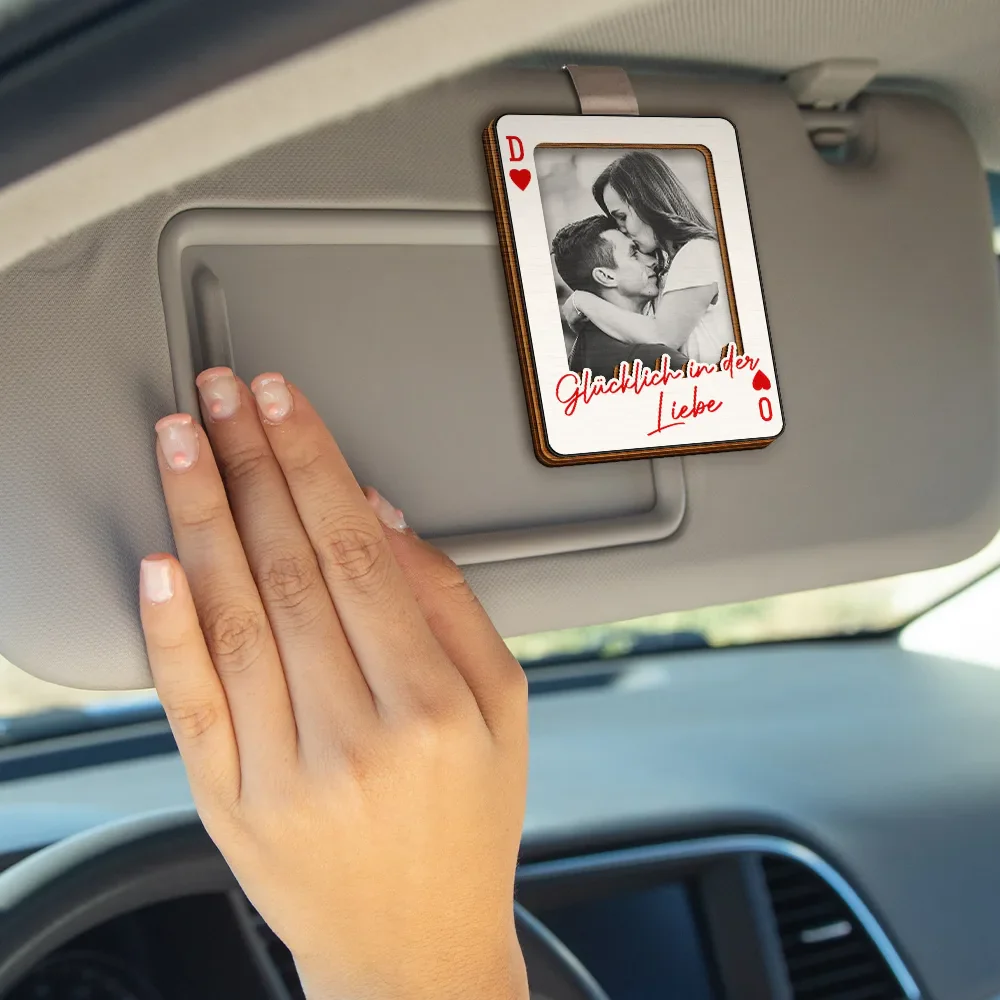 Eigenes Foto Spielkarte Fahr Vorsichtig - Personalisierter Individuell Geformter Auto-Sonnenblende-Clip - Image 4