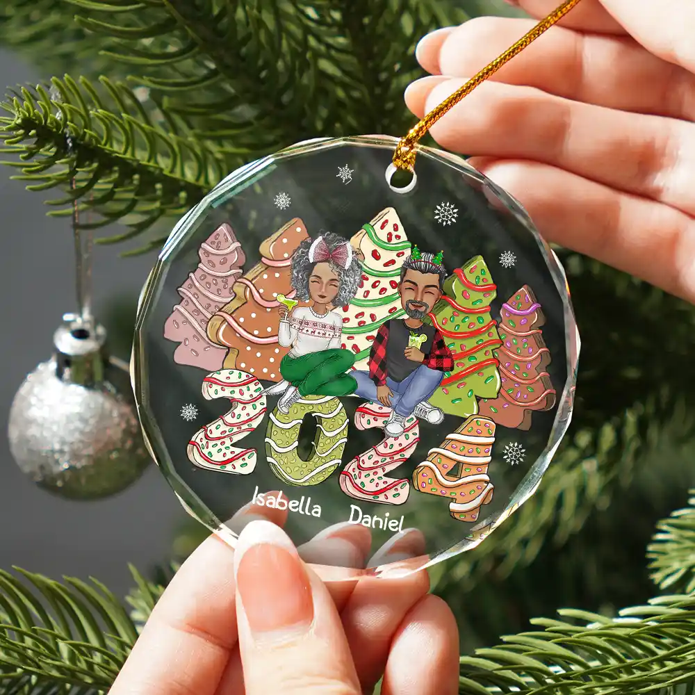 Family 2024 Cake, Cookie Trees Christmas Gift For Single Parent, Same Gender - Personalized Circle Glass Ornament - Image 2