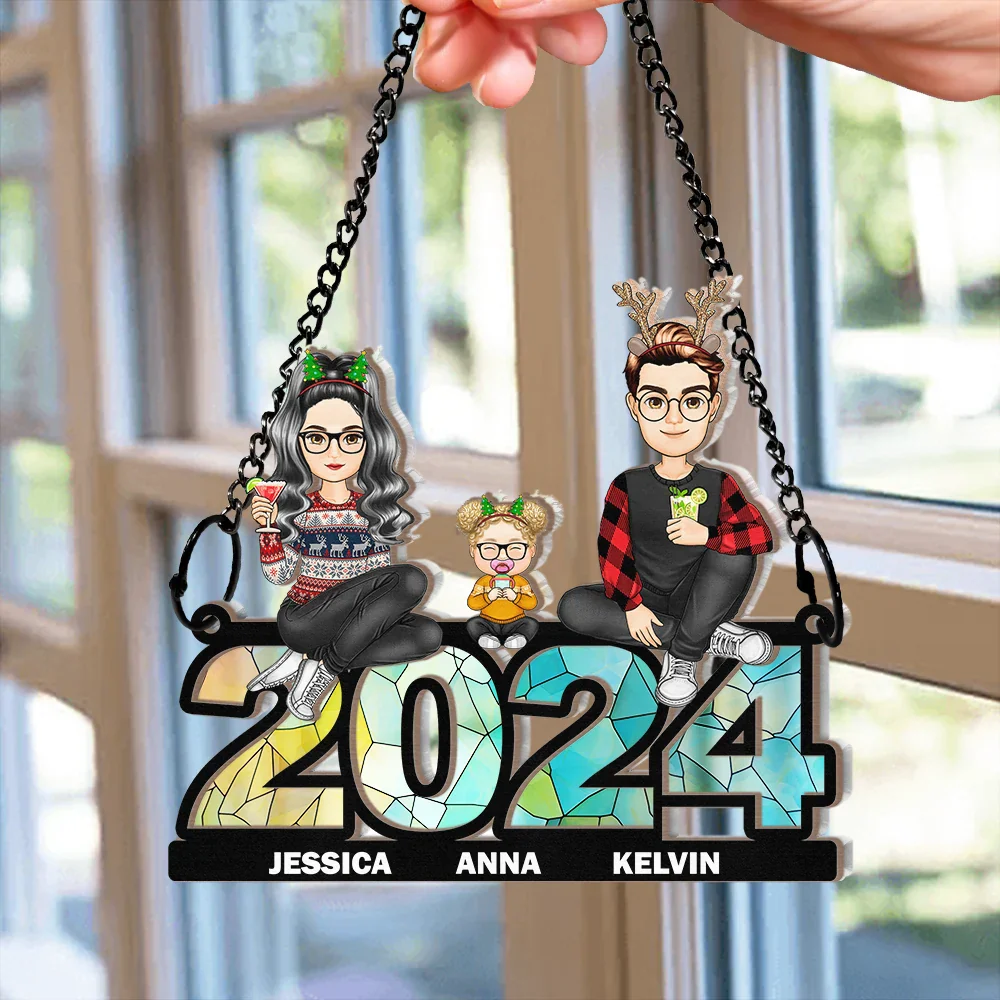 Family Sitting 2024 - Personalized Window Hanging Suncatcher Ornament - Image 2