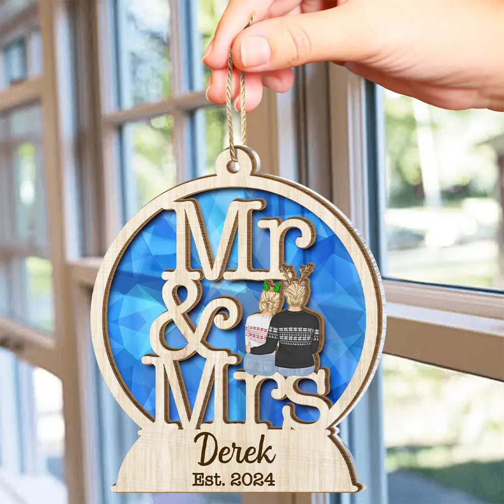 First Christmas As Mr & Mrs - Personalized Suncatcher Ornament - Image 4