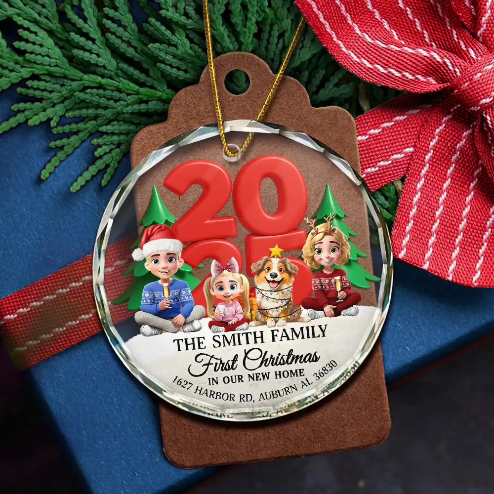 First Christmas In Our New Home Family Version - Personalized Circle Glass Ornament - Image 5
