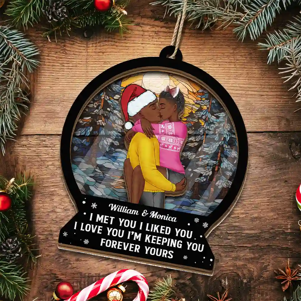 Forever Yours Christmas Couple - Personalized Suncatcher Ornament - Image 6