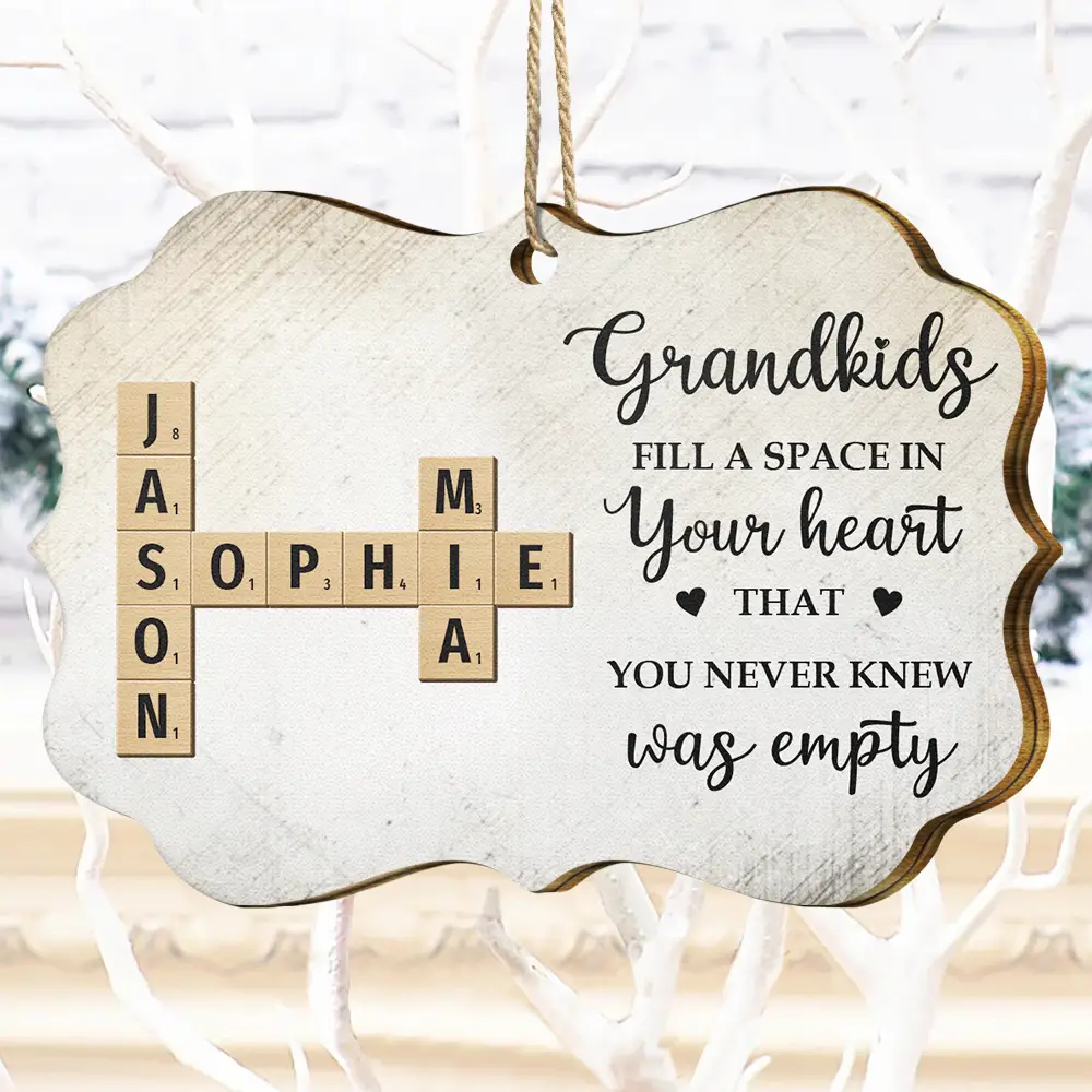 Grandkids Fill A Space In Your Heart Crossword Scrabble - Personalized Medallion Wooden Ornament - Image 5