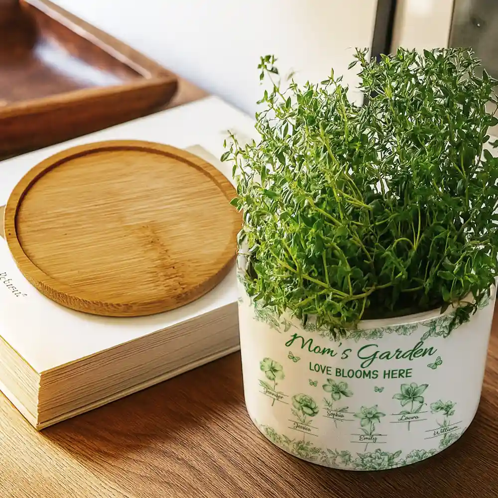 Grandma's Garden Love Blooms Here Toile - Personalized Ceramic Plant Pot - Image 3