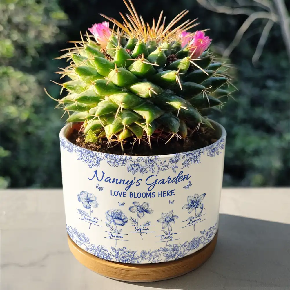 Grandma's Garden Love Blooms Here Toile - Personalized Ceramic Plant Pot - Image 4