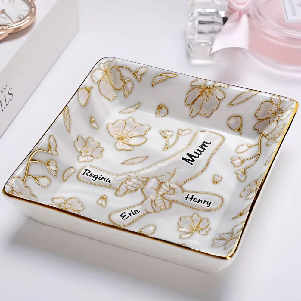 Hand In Hand Mom Grandma Nacre Effect - Personalized Ring Dish - Image 2