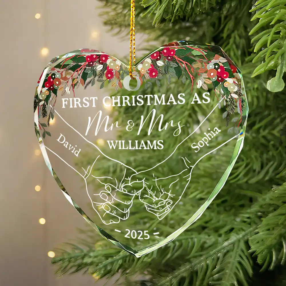 Holding Hands First Christmas Couple - Personalized Circle Glass Ornament - Image 4