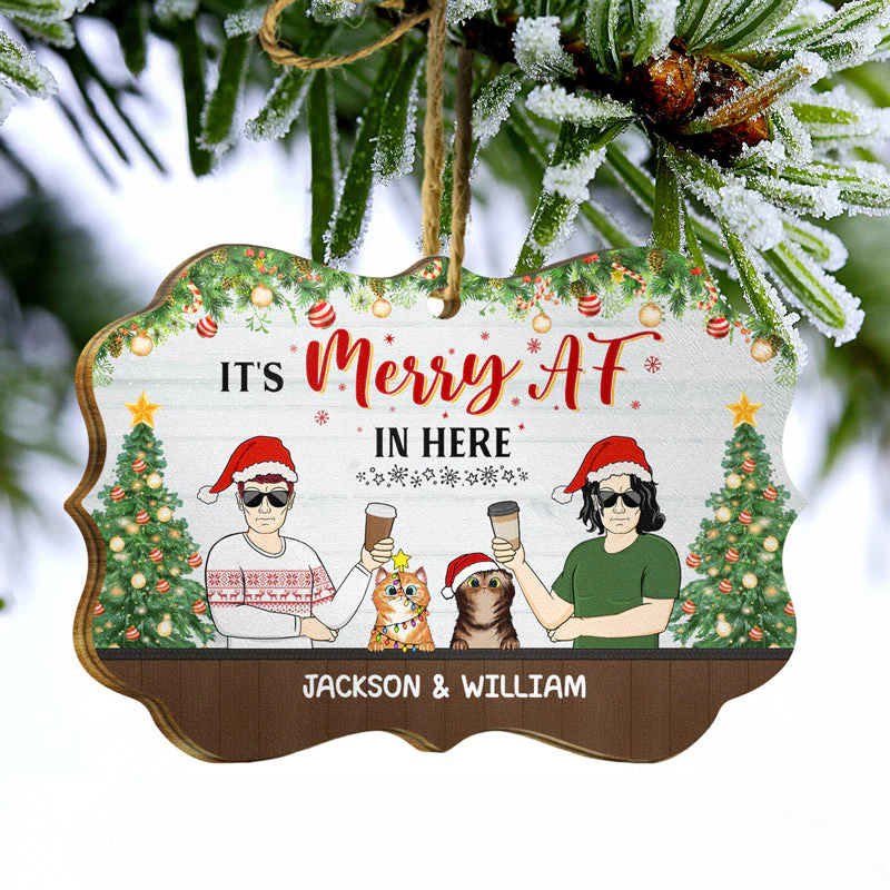It's Merry In Here Family With Dog Cat - Christmas Gift For Couple - Personalized Custom Wooden Ornament - Image 3