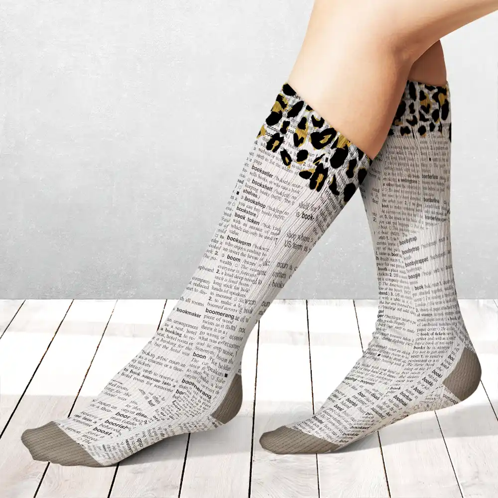 Just One More Chapter - Personalized Socks - Image 3