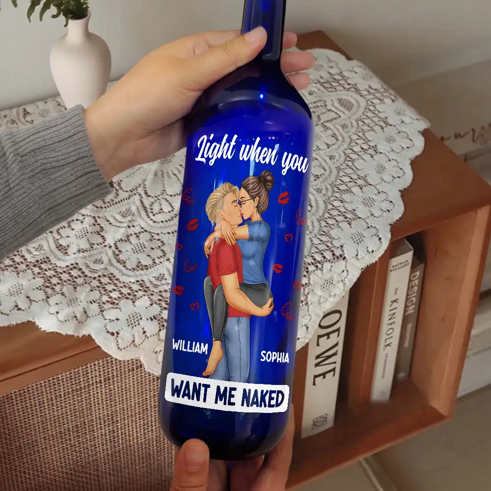 Kissing Couple I Love You Everyday Always Be By Your Side - Personalized Bottle Light - Image 2