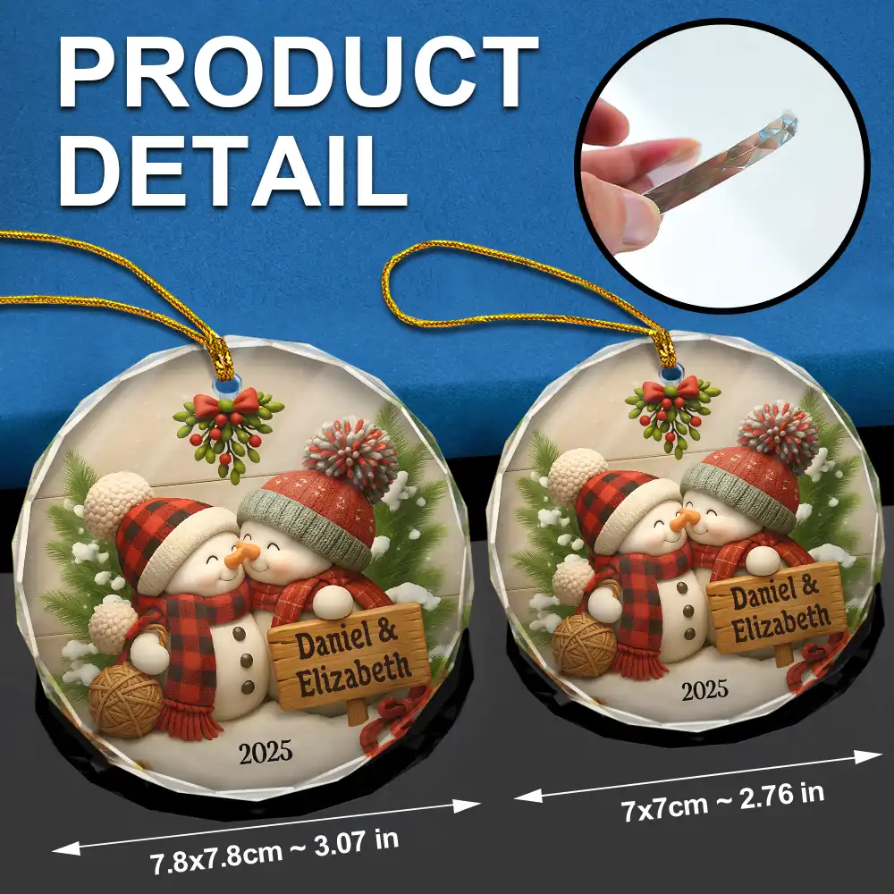 Kissing Snowman Couple Christmas - Personalized Circle Glass Ornament - Image 6