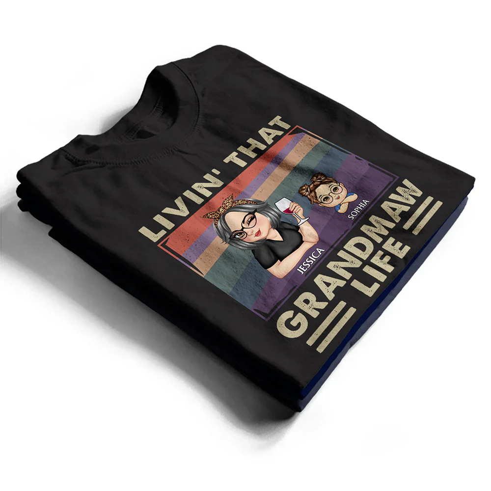 Living That Grandma Life Vintage - Personalized T Shirt - Image 2