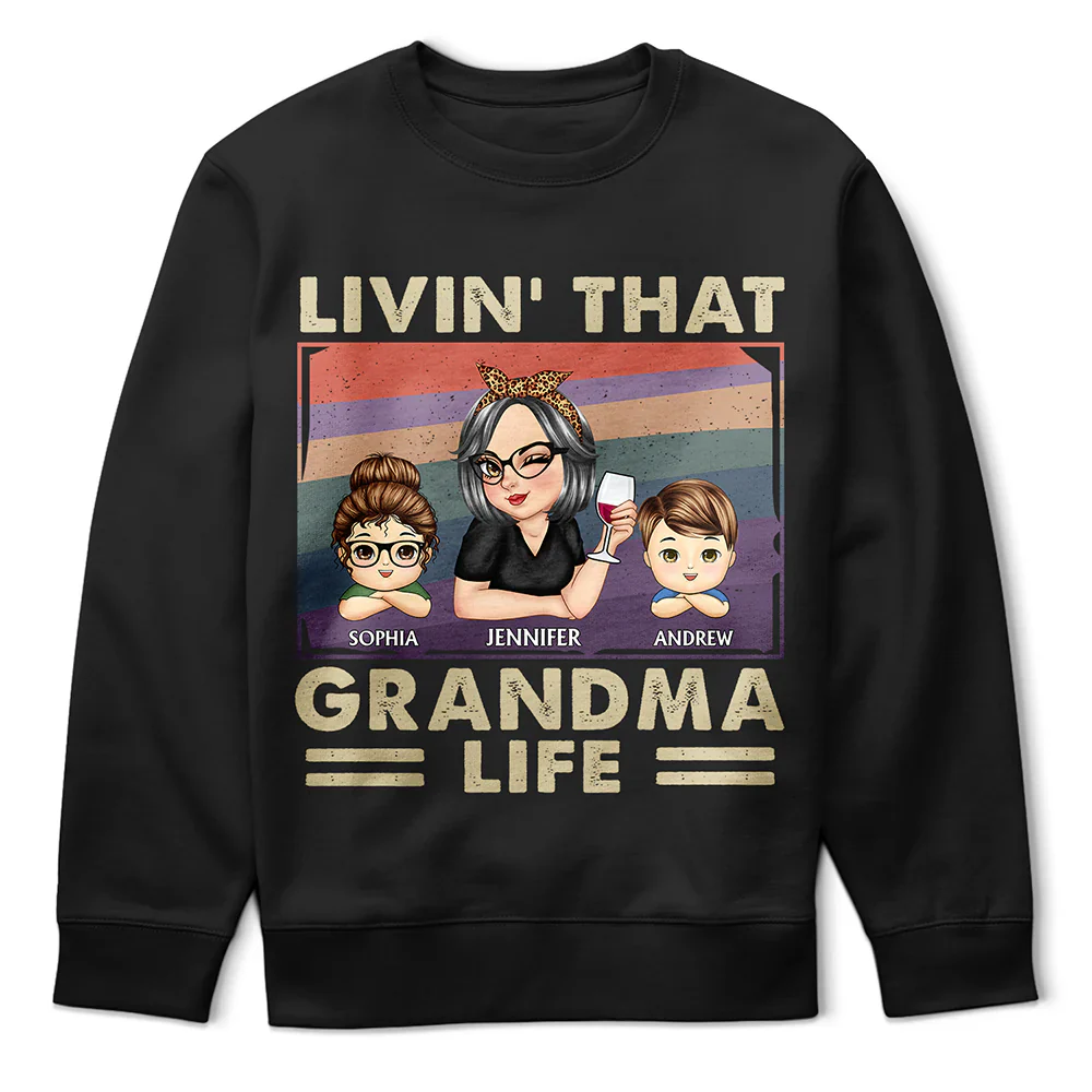 Living That Grandma Life Vintage - Personalized T Shirt - Image 5