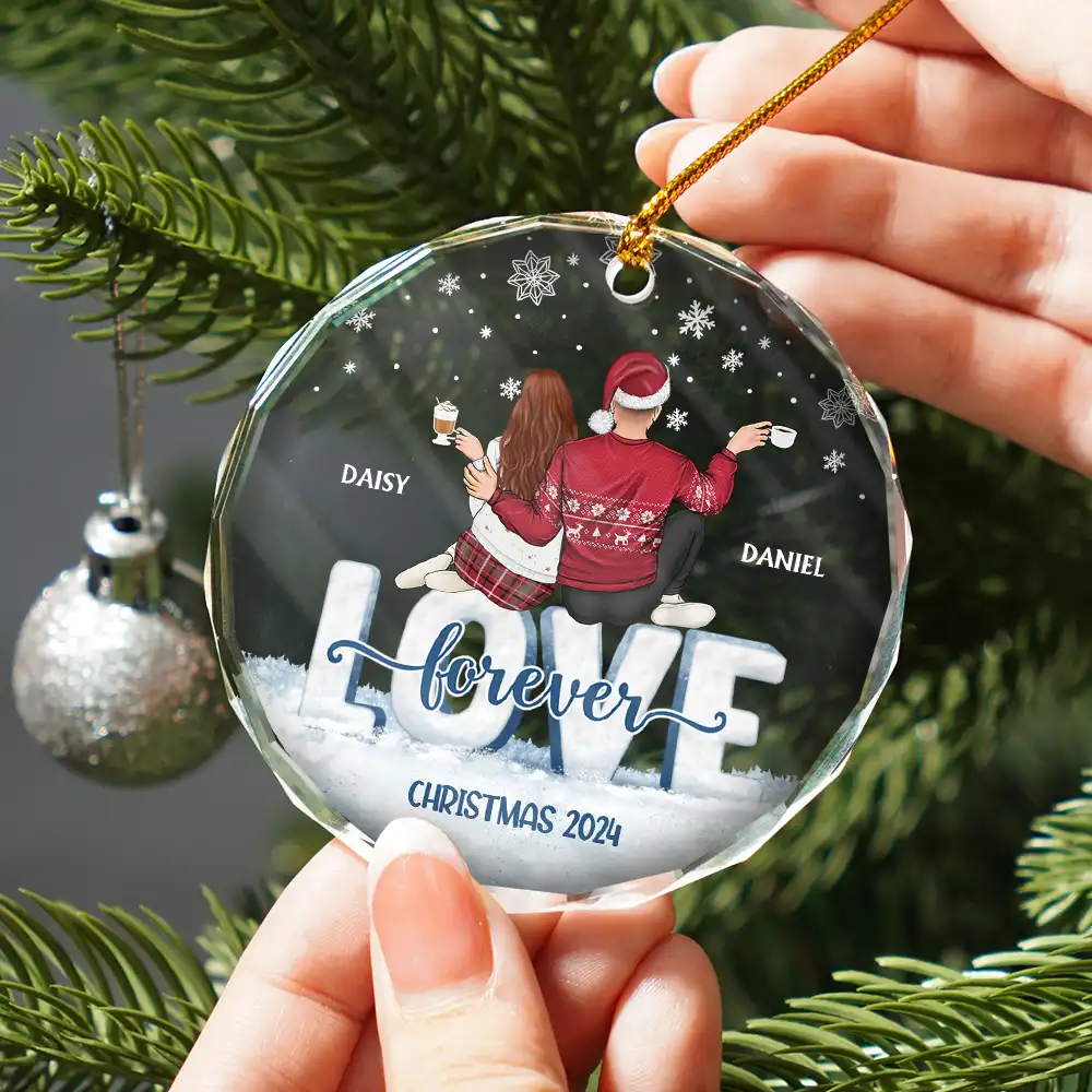 Love Forever Christmas Couple - Personalized Circle Glass Ornament - Image 2