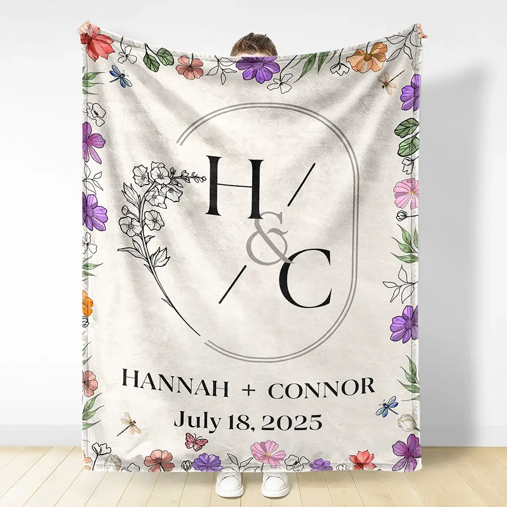 Married Couple Birth Flower Letter - Personalized Fleece Blanket, Sherpa Blanket - Image 3