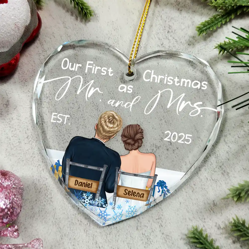 Our First Christmas Married Couples - Personalized Heart Shaped Glass Ornament - Image 4