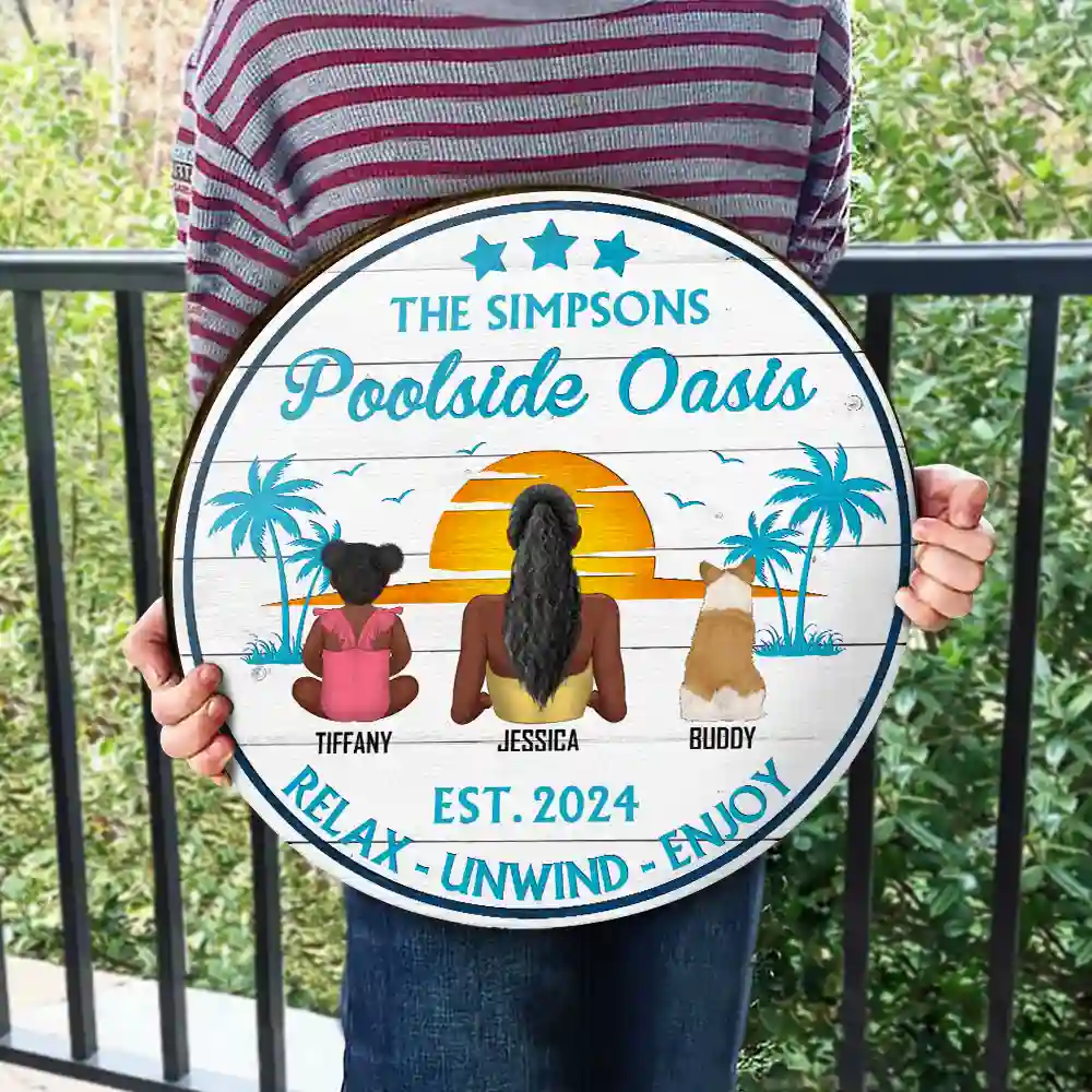 Poolside Paradise Family - Personalized Wood Circle Sign - Image 3