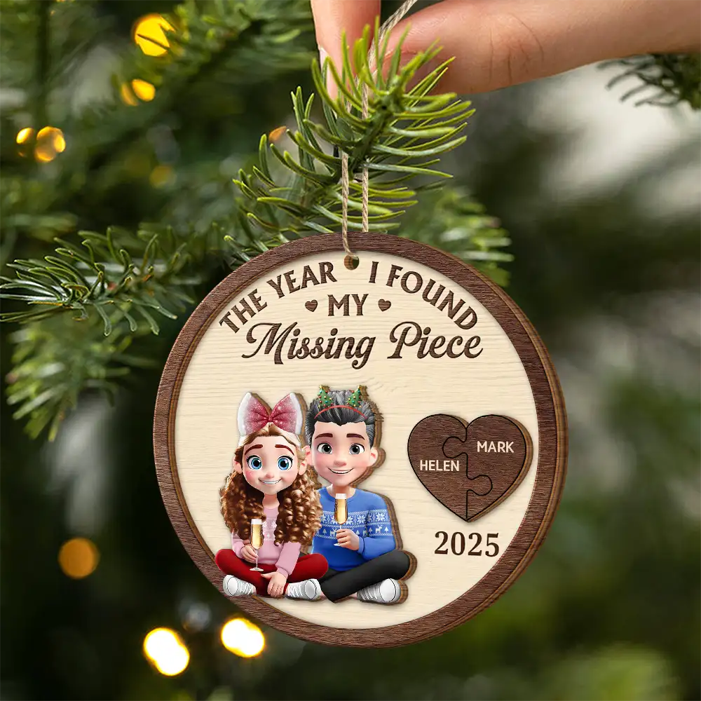 The Year I Found My Missing Piece 3D Effect Cartoon Couple - Personalized 2-Layered Wooden Ornament - Image 2
