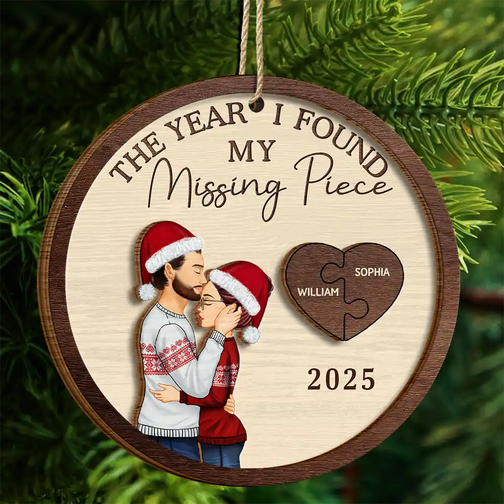 The Year I Found My Missing Piece Hugging Couple - Personalized 2-Layered Wooden Ornament - Image 4