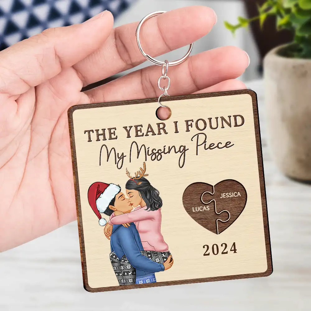 The Year I Found My Missing Piece Kissing Couples - Personalized Wooden Keychain - Image 4