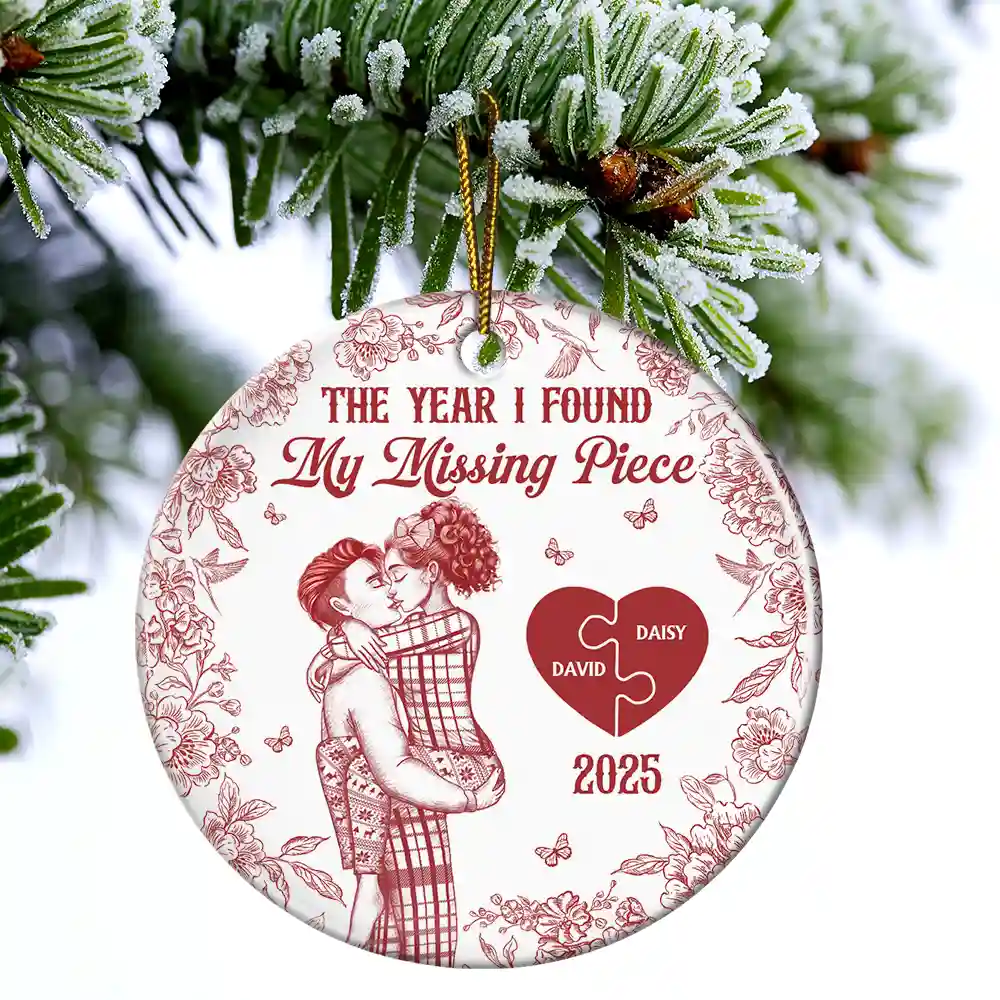The Year I Found My Missing Piece Kissing Couples Toile - Personalized Circle Ceramic Ornament - Image 4